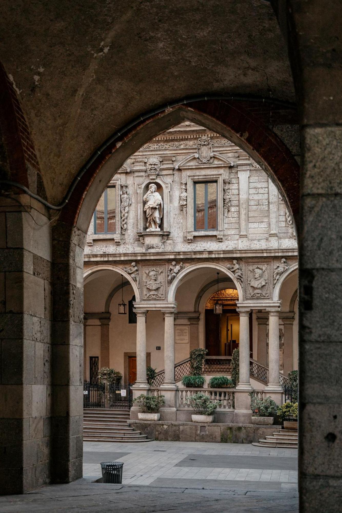 Palazzo Cordusio, A Gran Melia Hotel Milano Exterior foto